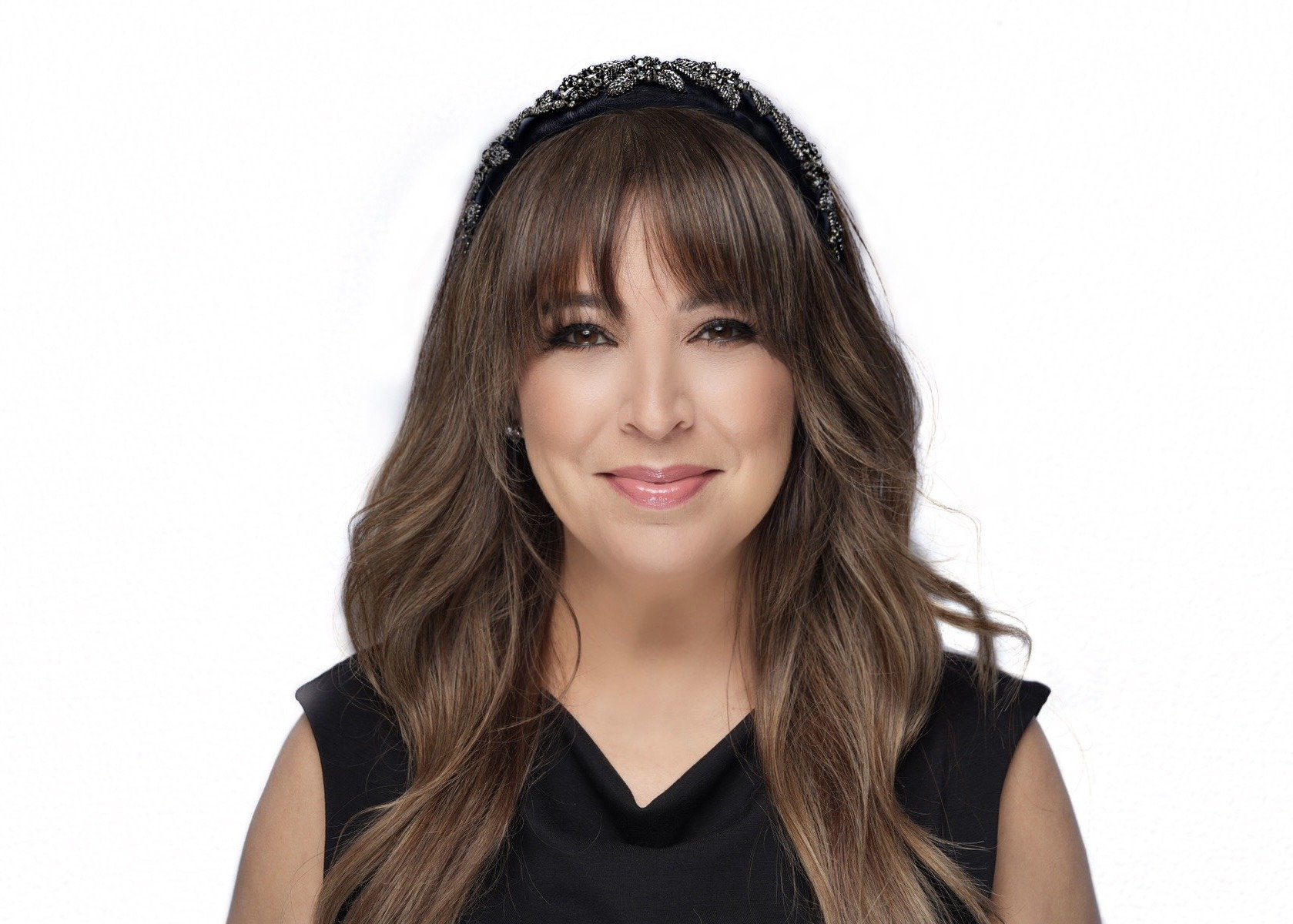 headshot_Mireya